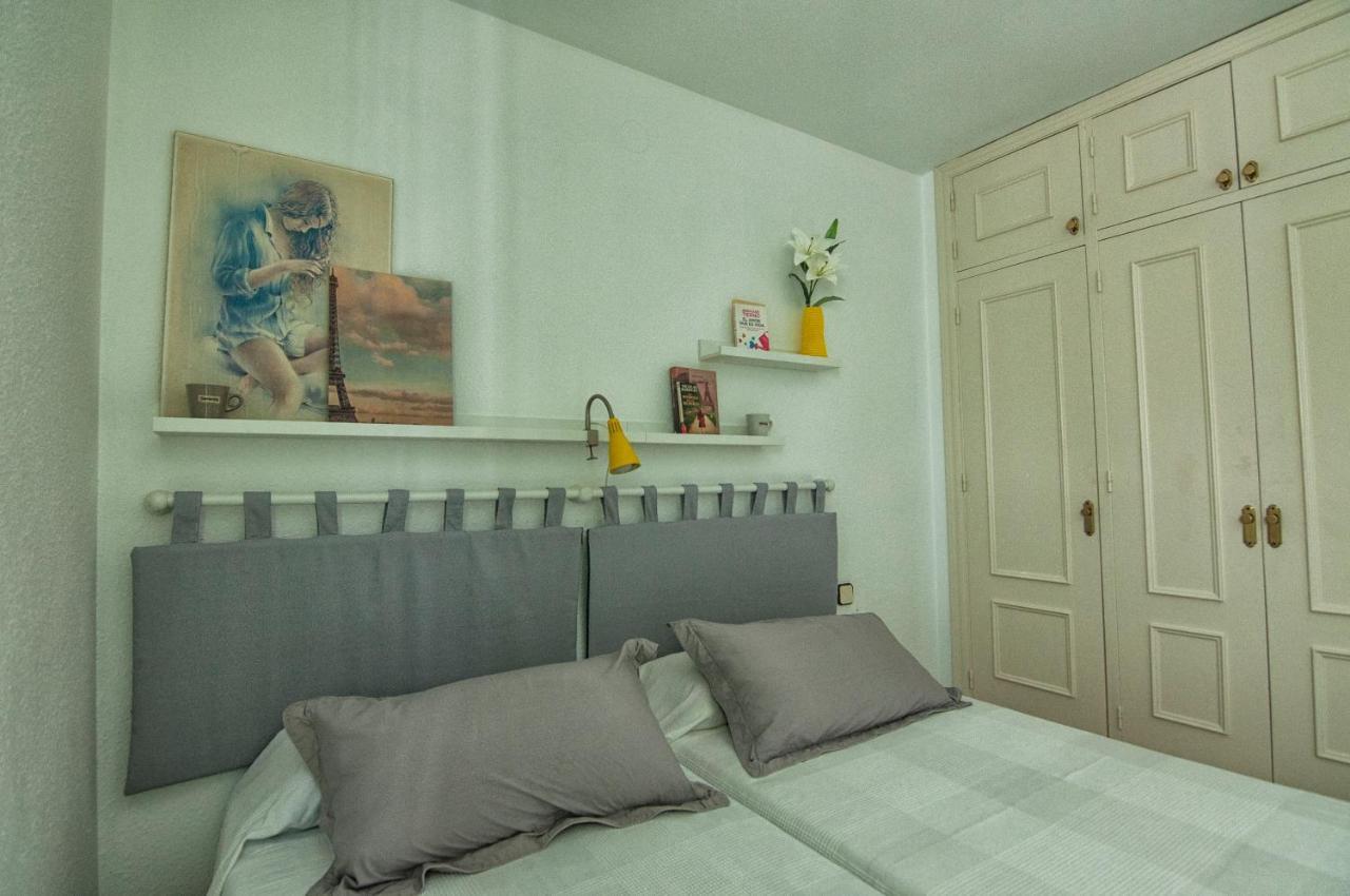 Luminoso Y Fresco Apartamento En 2ª Linea De Playa Fuengirola Buitenkant foto